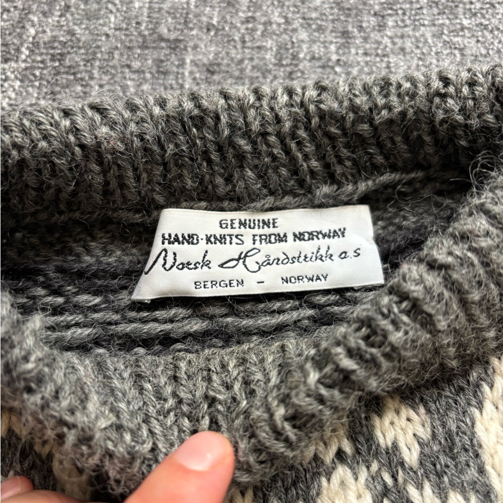 Gray Patterned Crewneck Sweater - image 2